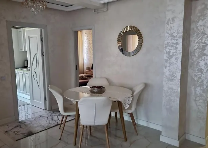 Apartment Moonlight Mamaia